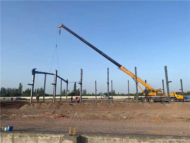 榕江县夜间、节假日作业是否有加价？加价比例多少？